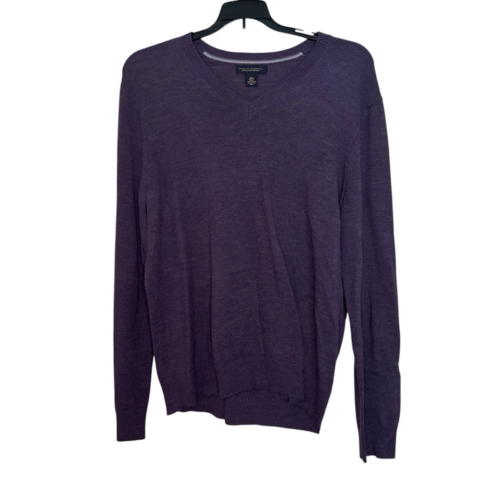 Banana Republic Men's Deep Purple V-Neck Sweater